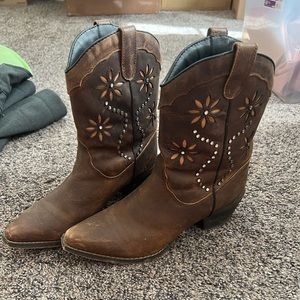 Sterling river boots